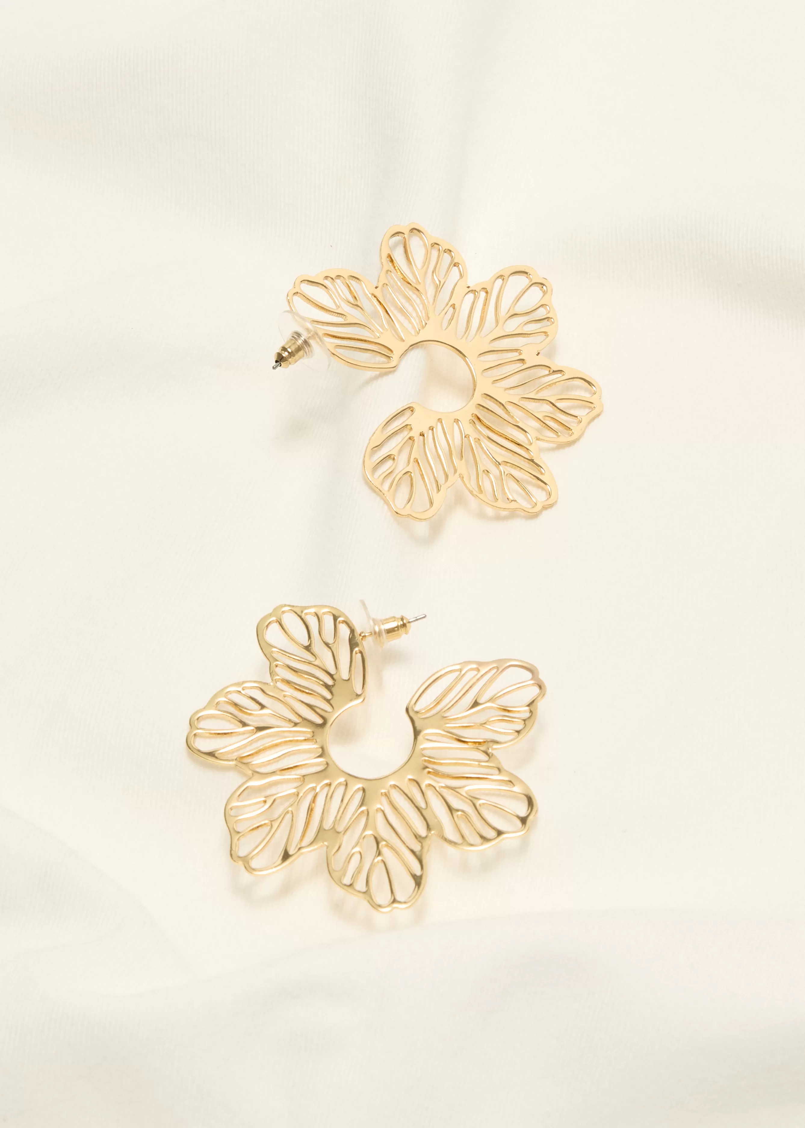 Oorringen bloem<Cotton Club Flash Sale
